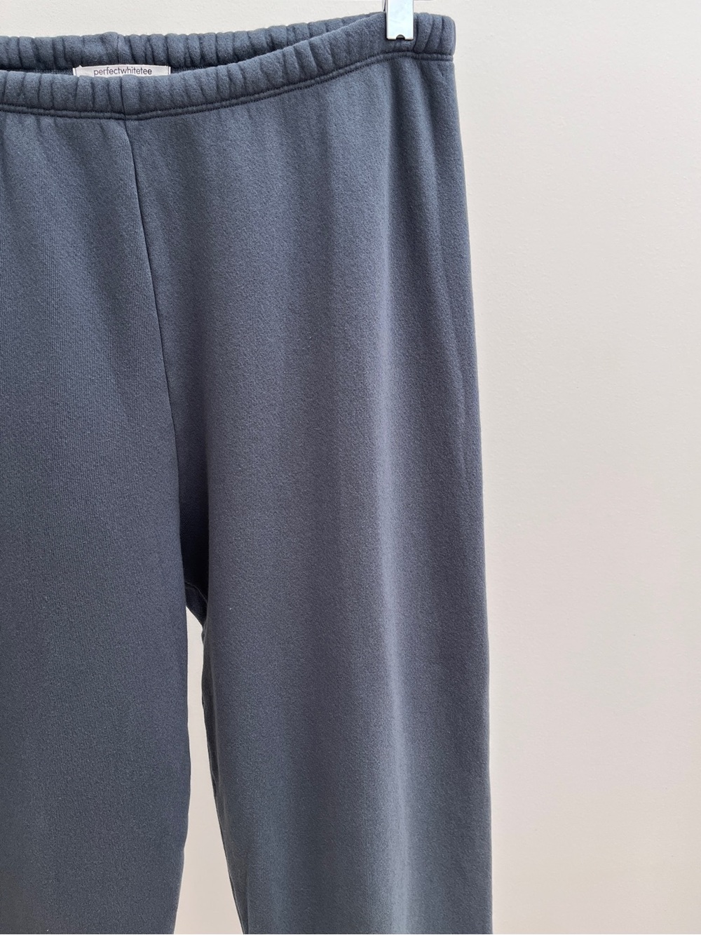 Perfectwhitetee Johnny sweatpant M cotton french terry elevated basic timeless - Picture 2 of 10